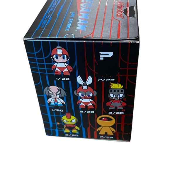 Kidrobot Mega Man Mini Series 1 Capcom Vinyl Figure - Picture 2 of 4